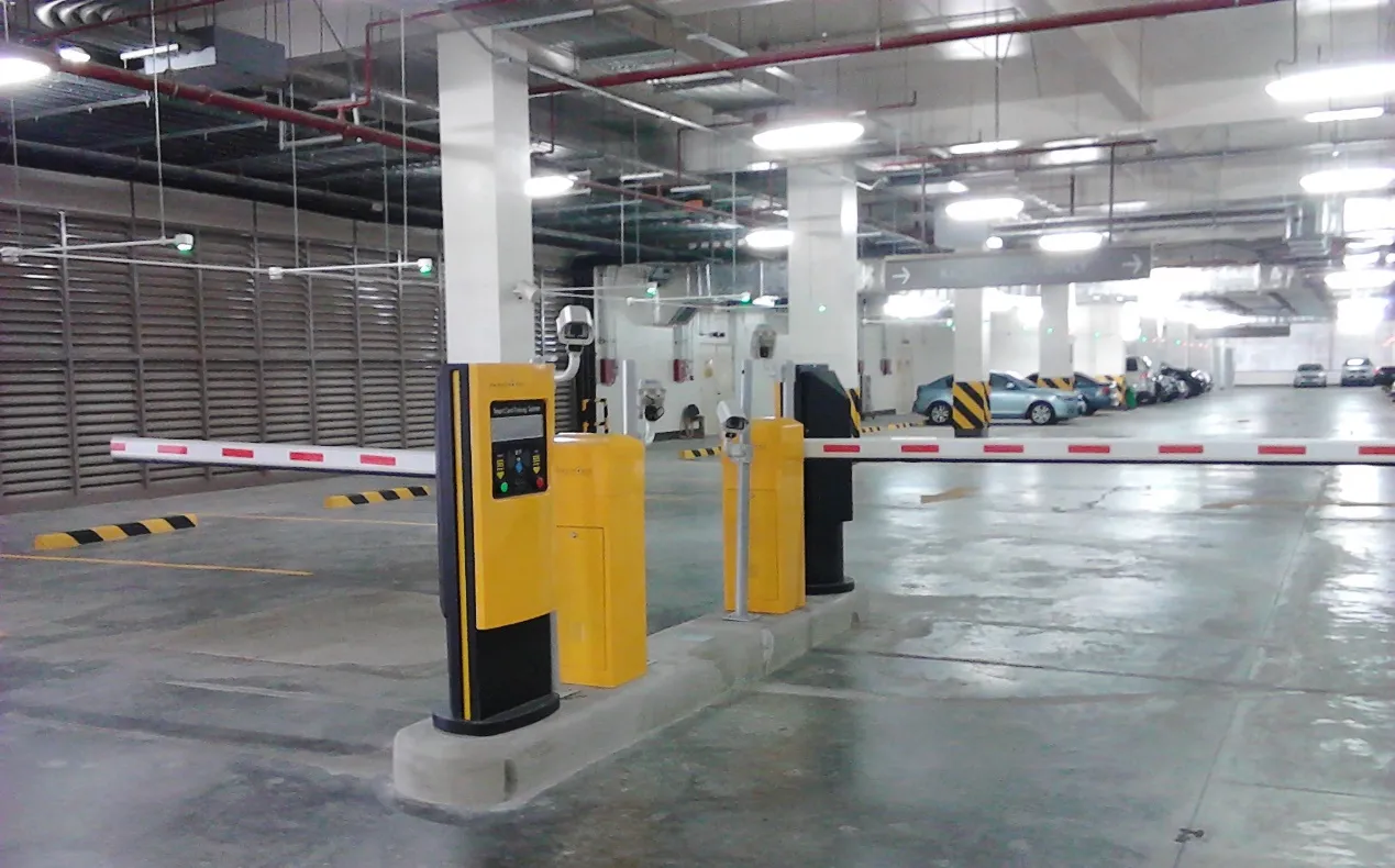 Smart barrier gates